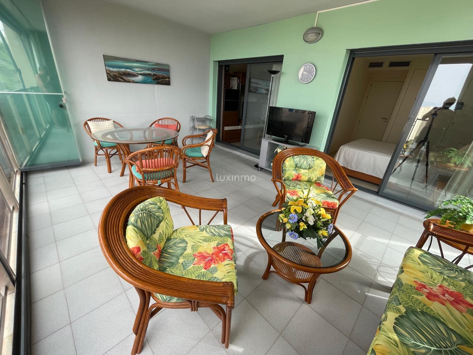 Apartamento de 2 habitaciones en Benidorm en venta con piscina garaje - 329.000 € (Ref: 9467986)