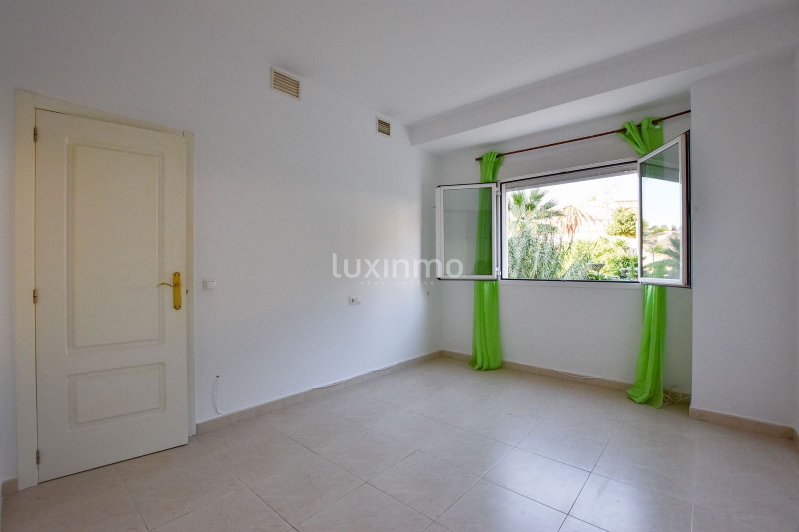 2 soverom Leilighet til salgs i Calpe / Calp med svømmebasseng - € 325 000 (Ref: 9467987)