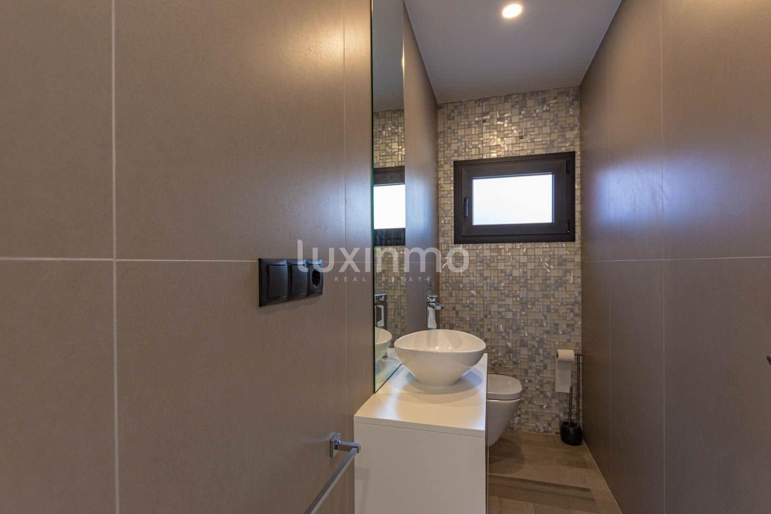 6 soverom Villa til salgs i Calpe / Calp med svømmebasseng garasje - € 950 000 (Ref: 9467989)