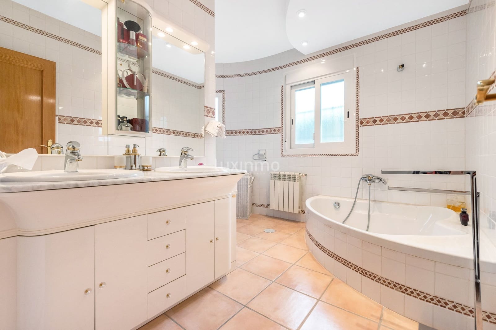 3 sovrum Villa till salu i Alfaz del Pi / L'Alfas del Pi med pool - 565 000 € (Ref: 9468002)