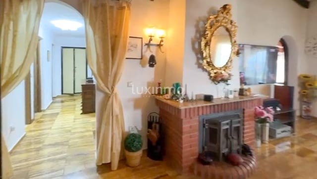 6 soverom Villa til salgs i Calpe / Calp med svømmebasseng garasje - € 890 000 (Ref: 9470170)