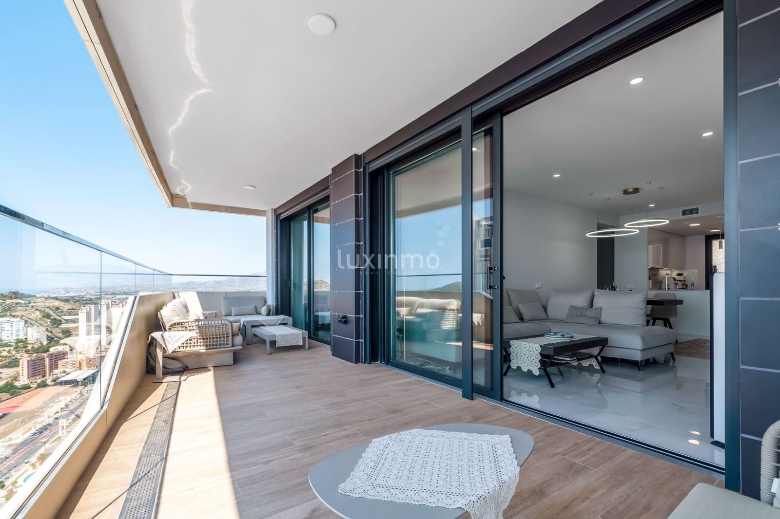 3 makuuhuone Huoneisto myytävänä paikassa Benidorm mukana uima-altaan 
autotalli - 789 000 € (Ref: 9470179)