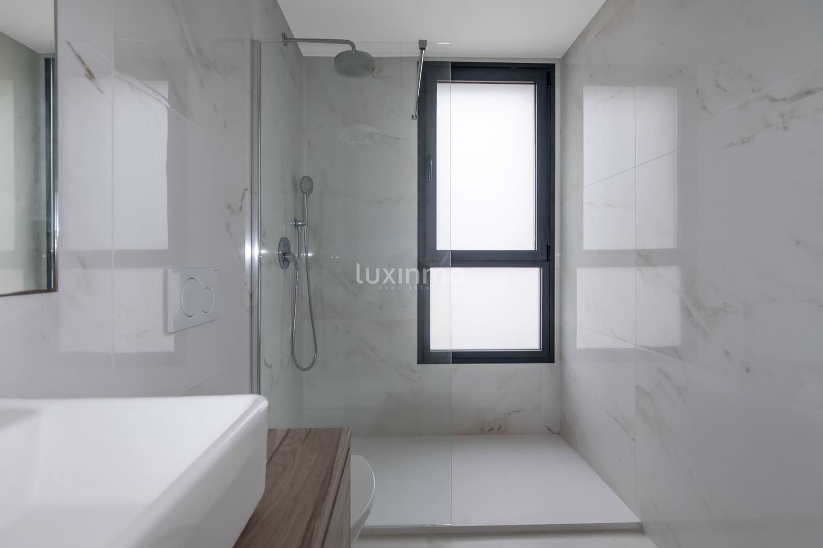 3 sovrum Lägenhet till salu i Benidorm med pool garage - 670 000 € (Ref: 9470186)