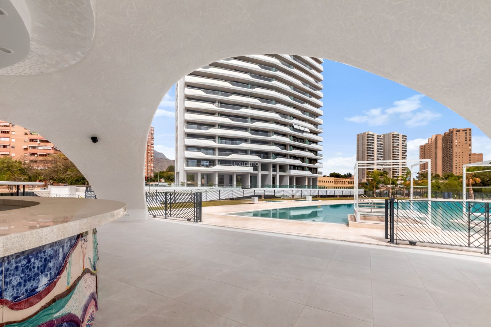 3 sovrum Lägenhet till salu i Benidorm med pool garage - 670 000 € (Ref: 9470186)