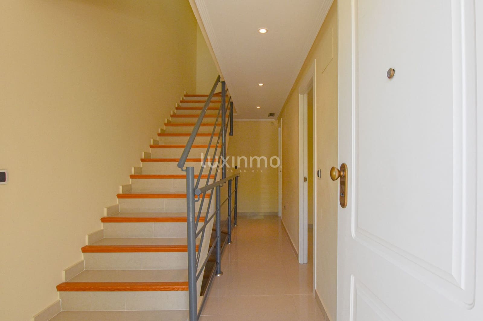 5 sovrum Radhus till salu i Altea med pool garage - 550 000 € (Ref: 9470188)