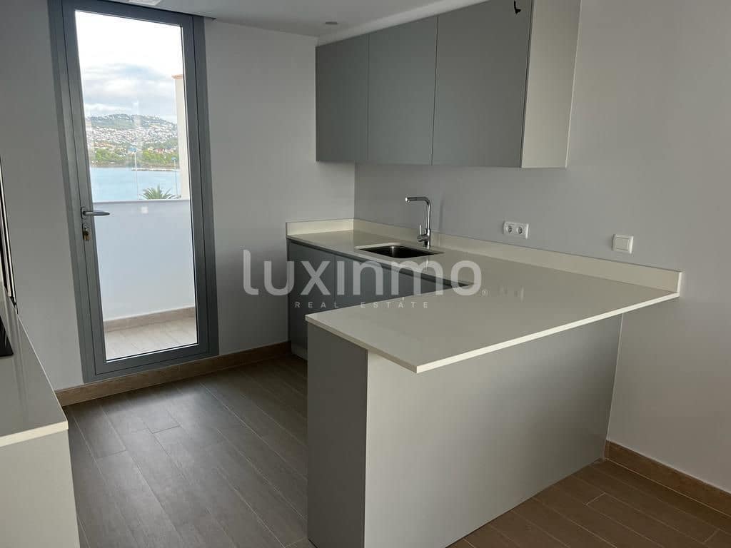 3 bedroom Apartment for sale in Calpe / Calp with pool garage - € 725,000 (Ref: 9470200)