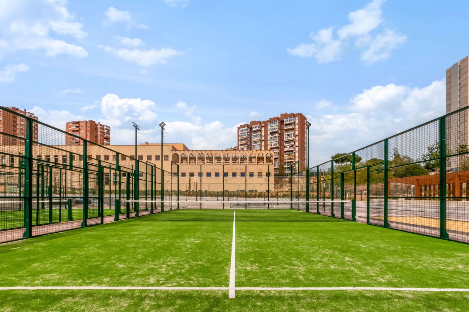 2 bedroom Apartment for sale in Benidorm with pool garage - € 665,000 (Ref: 9470205)