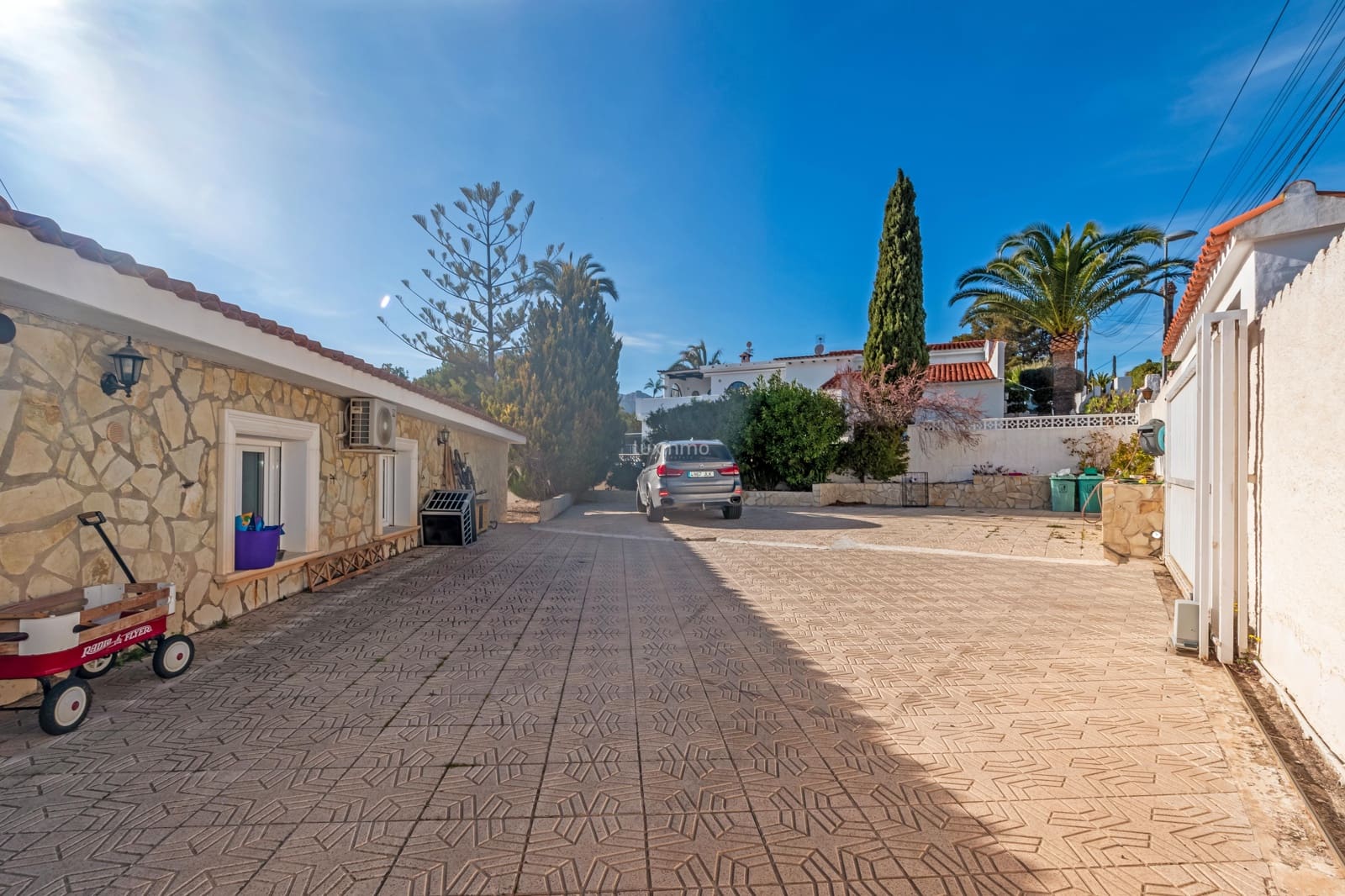 Chalet de 5 habitaciones en La Nucia en venta con piscina garaje - 750.000 € (Ref: 9470214)