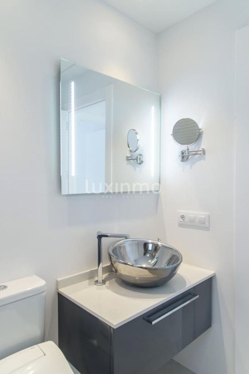 4 sypialnia Willa na sprzedaż w Benitachell / Benitatxell z basenem garażem - 749 000 € (Ref: 9470215)