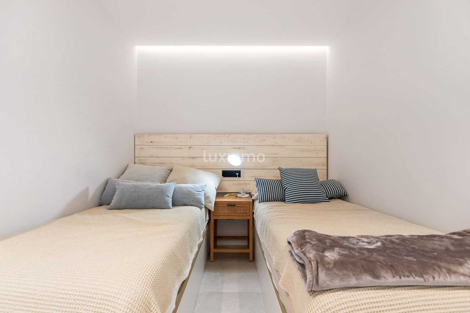 Chalet de 3 habitaciones en Alfaz del Pi / L'Alfàs del Pi en venta con piscina garaje - 875.000 € (Ref: 9470218)