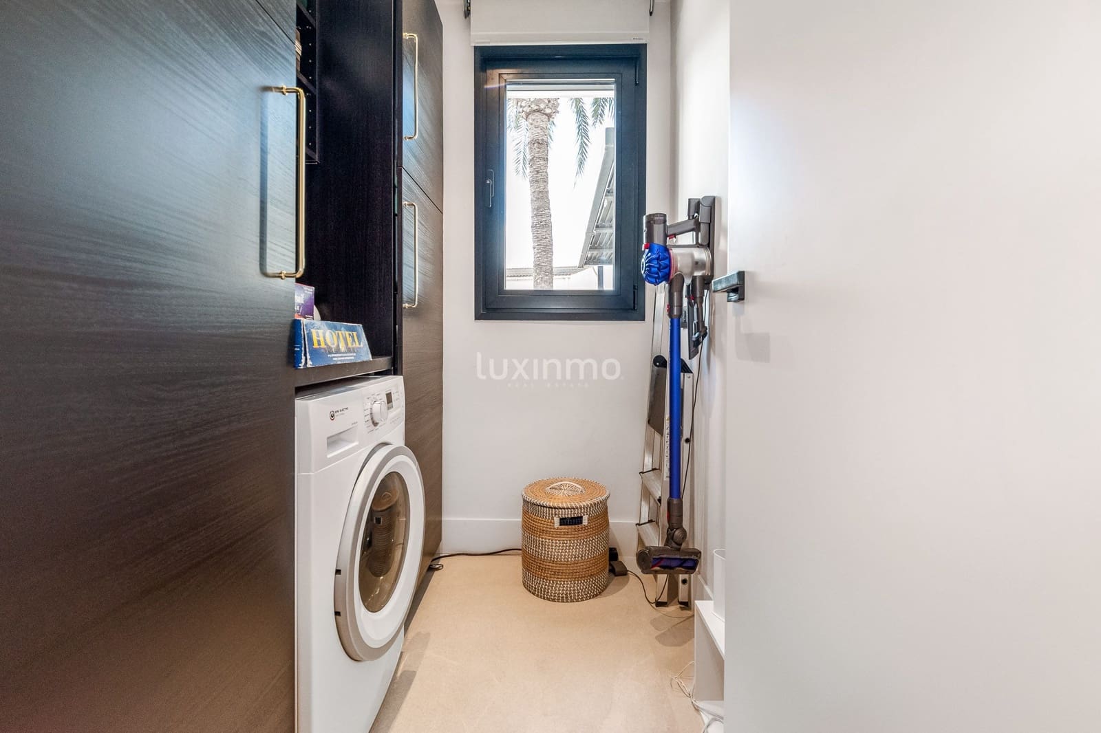 Chalet de 3 habitaciones en Alfaz del Pi / L'Alfàs del Pi en venta con piscina garaje - 875.000 € (Ref: 9470218)