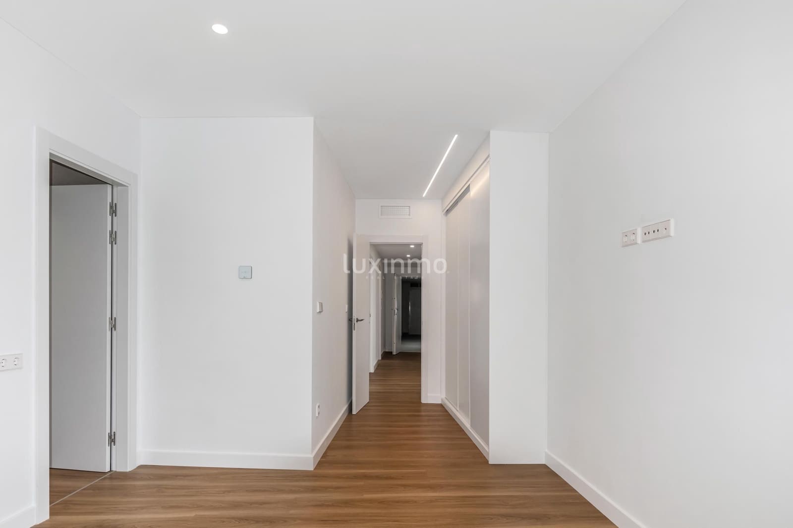 3 sovrum Lägenhet till salu i Benidorm med pool - 820 000 € (Ref: 9470222)