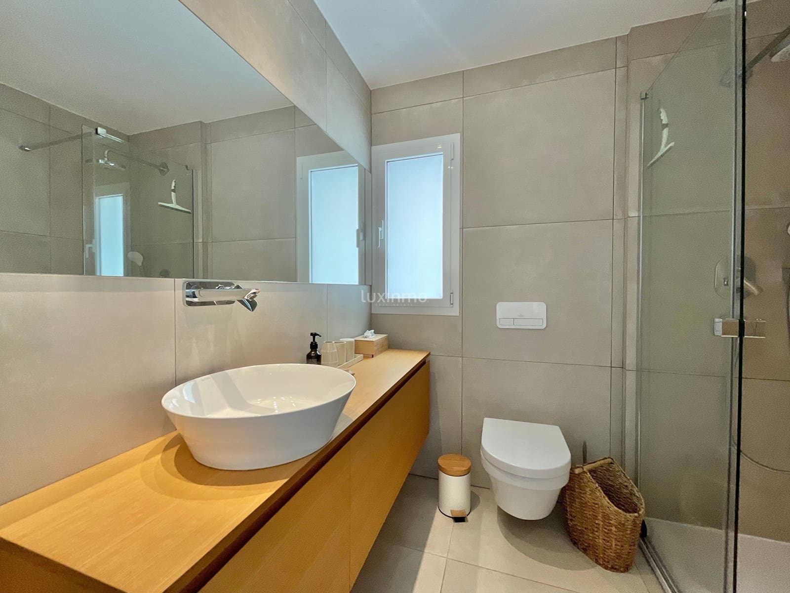 Apartamento de 2 habitaciones en San Jose / Sant Josep de Sa Talaia en venta con piscina garaje - 750.000 € (Ref: 9470831)