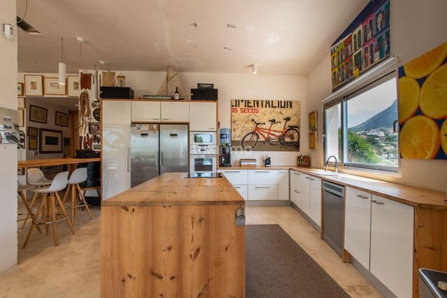 2 sovrum Villa till salu i Dénia med pool garage - 945 000 € (Ref: 9470840)