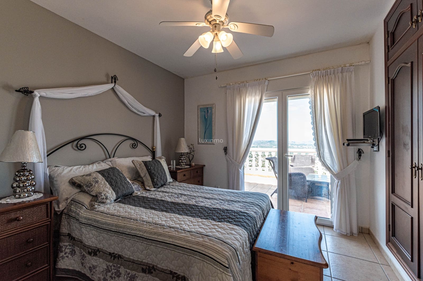 3 chambre Villa/Maison à vendre à Calpe / Calp avec piscine garage - 699 000 € (Ref: 9470842)