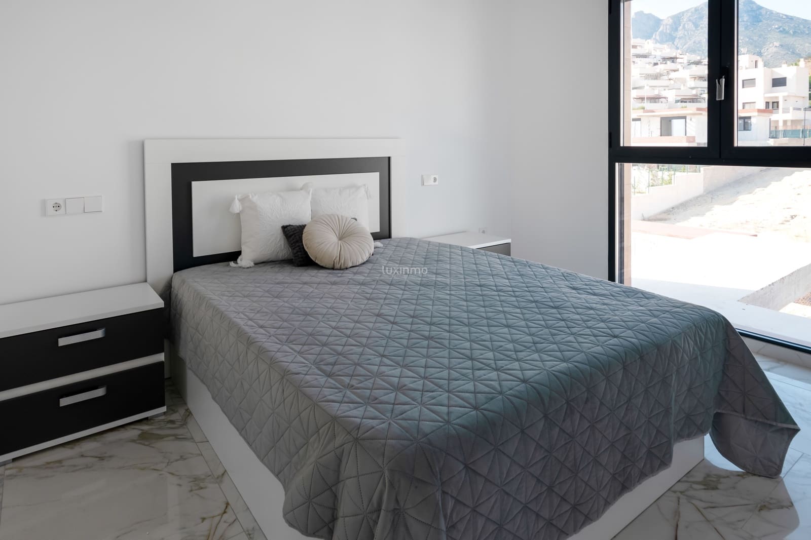 4 bedroom Villa for sale in Finestrat with pool garage - € 920,000 (Ref: 9471073)