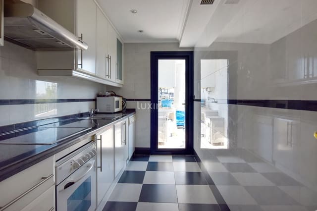 3 sovrum Lägenhet till salu i Calpe / Calp med pool garage - 550 000 € (Ref: 9471076)