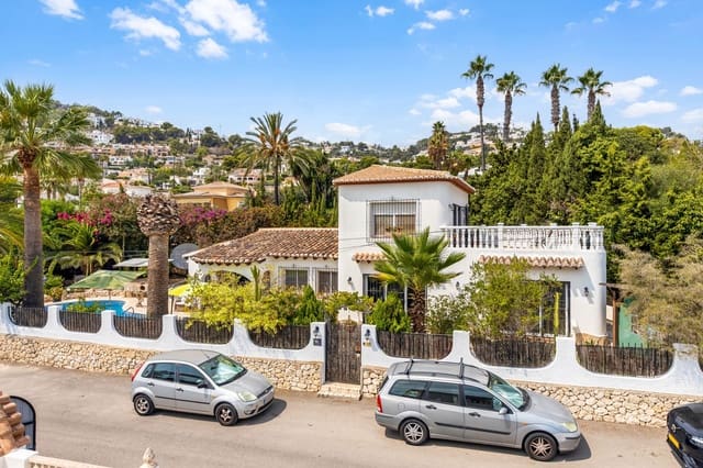 4 camera da letto Villa in vendita in Moraira, Teulada-Moraira con piscina garage - 895.000 € (Rif: 9471078)