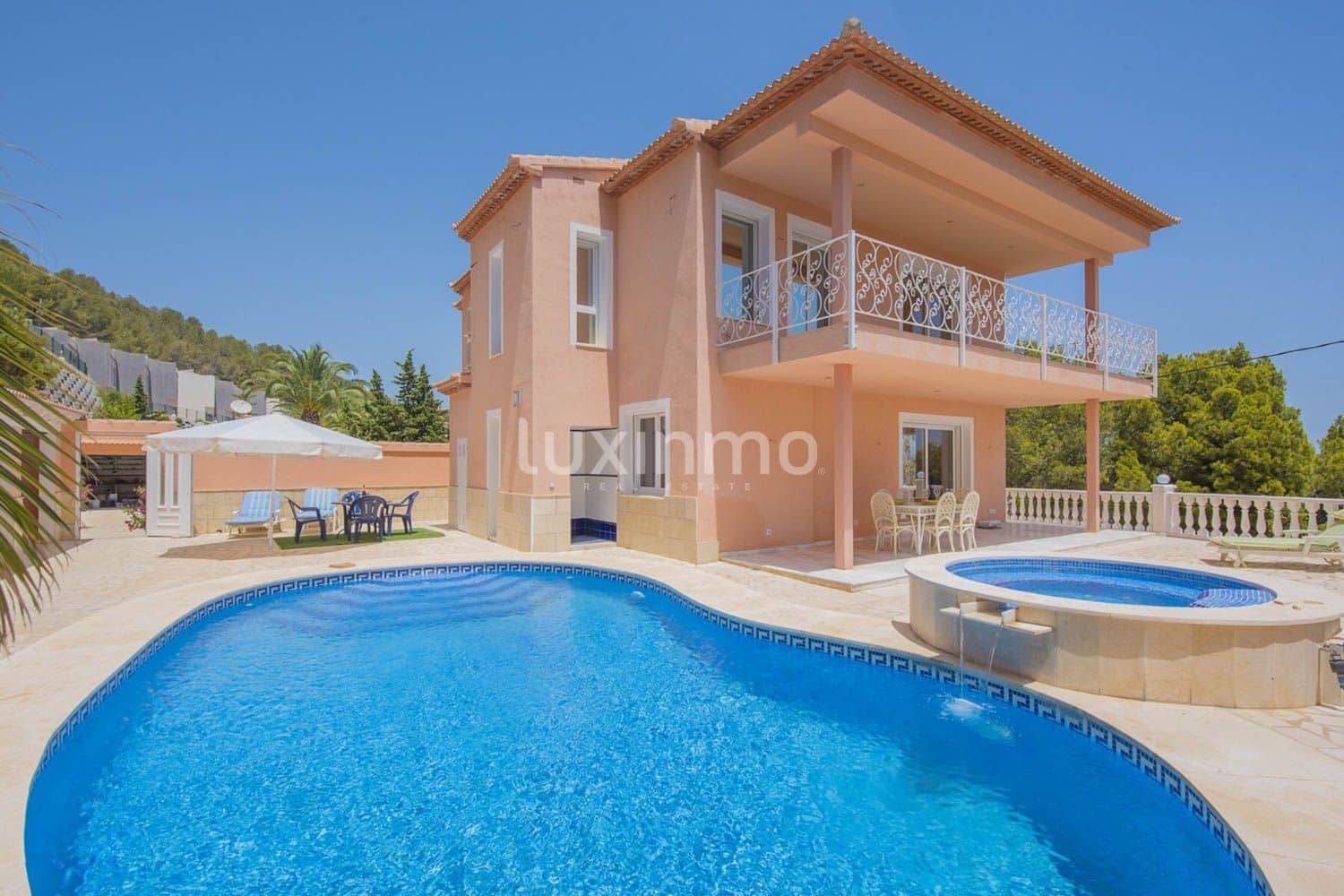 3 bedroom Villa for sale in Calpe / Calp with pool garage - € 795,000 (Ref: 9471084)