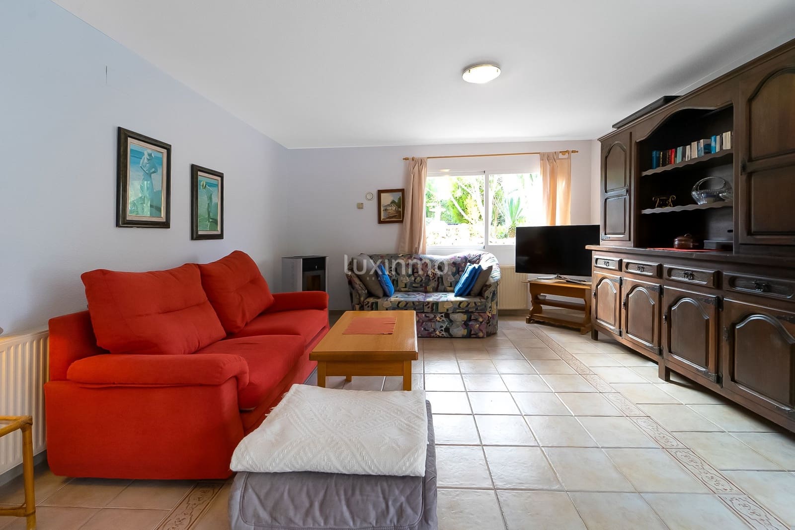 6 bedroom Villa for sale in Altea with pool garage - € 740,000 (Ref: 9471087)