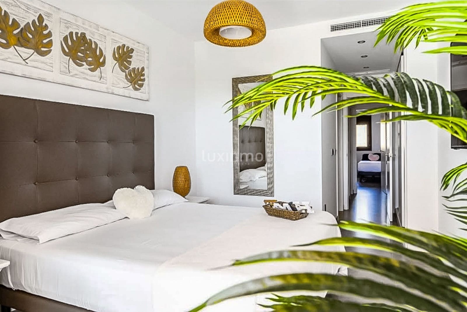 2 Zimmer Wohnung zu verkaufen in Benidorm mit Pool Garage - 530.000 € (Ref: 9471098)