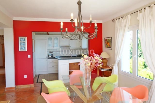 4 bedroom Villa for sale in Moraira, Teulada-Moraira with pool garage - € 965,000 (Ref: 9471101)