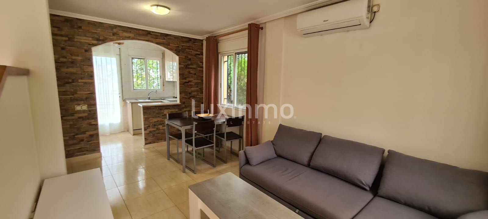 4 Zimmer Villa zu vermieten in Polop mit Pool Garage - 1.750 € (Ref: 9471247)