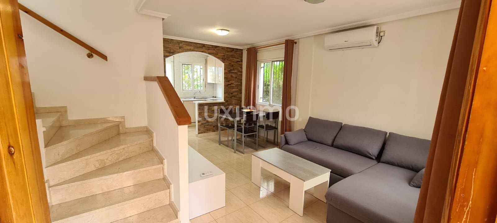 4 Zimmer Villa zu vermieten in Polop mit Pool Garage - 1.750 € (Ref: 9471247)