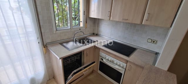 Chalet de 4 habitaciones en Polop en alquiler con piscina garaje - 1.750 € (Ref: 9471247)