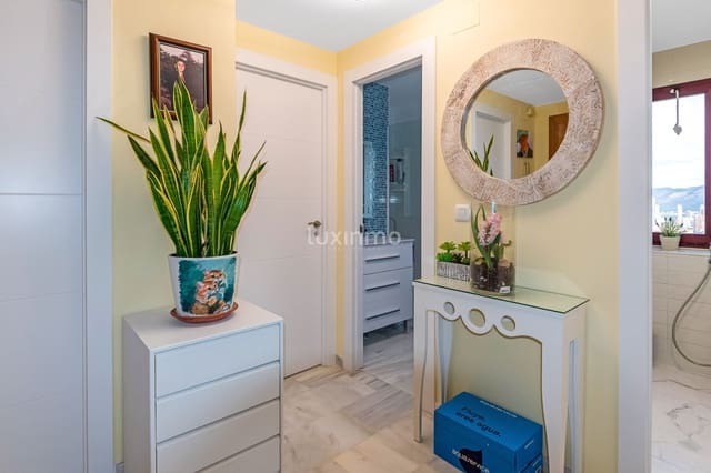 2 Zimmer Wohnung zu verkaufen in Benidorm mit Garage - 399.000 € (Ref: 9471298)