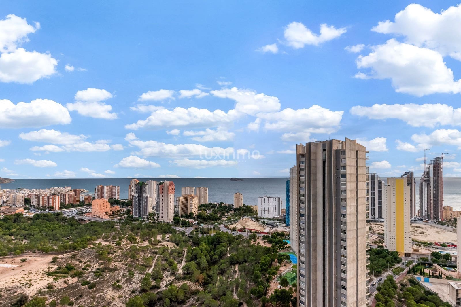 2 Zimmer Wohnung zu verkaufen in Benidorm mit Garage - 399.000 € (Ref: 9471298)