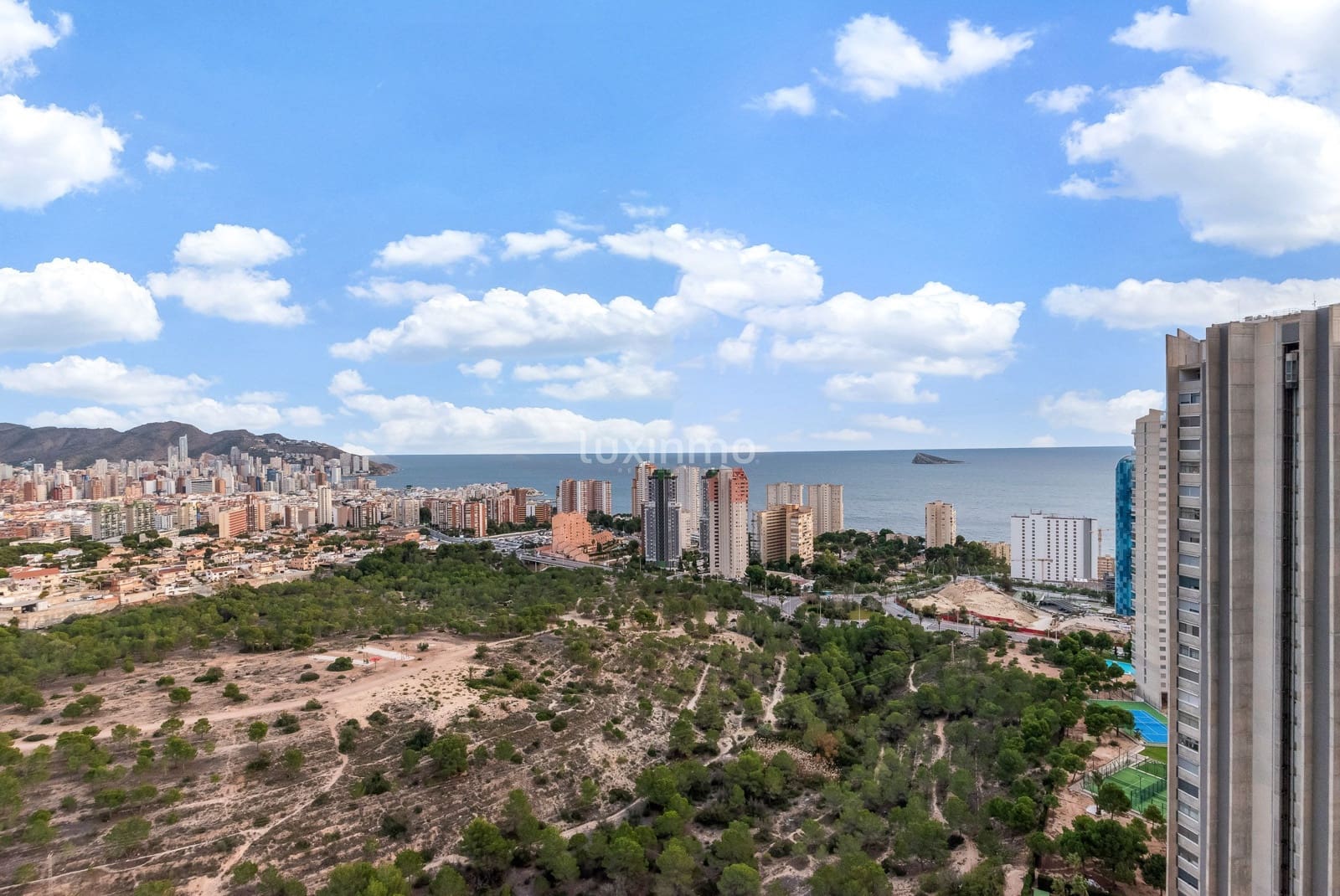 2 Zimmer Wohnung zu verkaufen in Benidorm mit Garage - 399.000 € (Ref: 9471298)