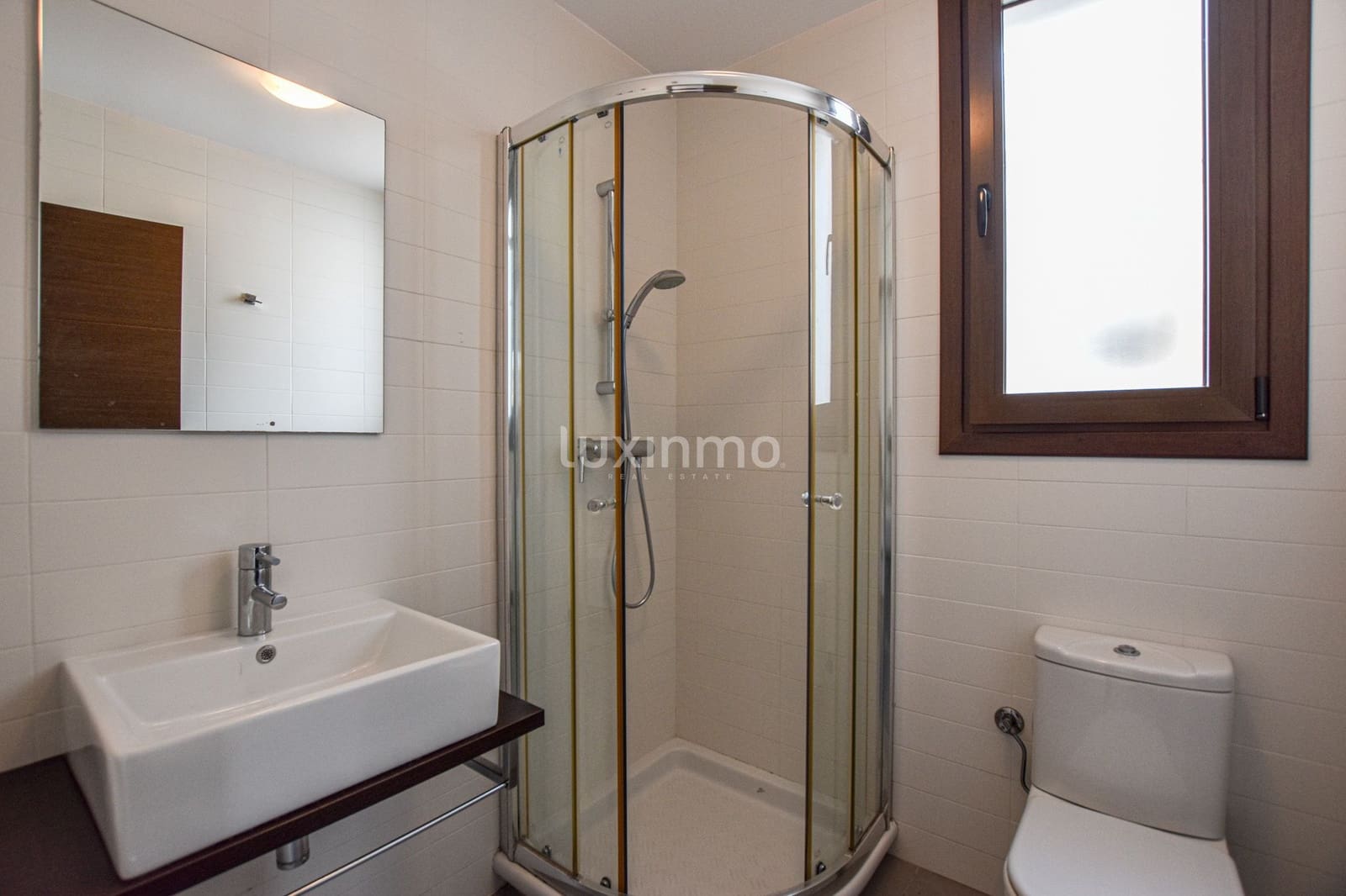 Villa/Maison de 3 chambres à louer à Benissa avec piscine garage - 3 000 € (Ref: 9471527)