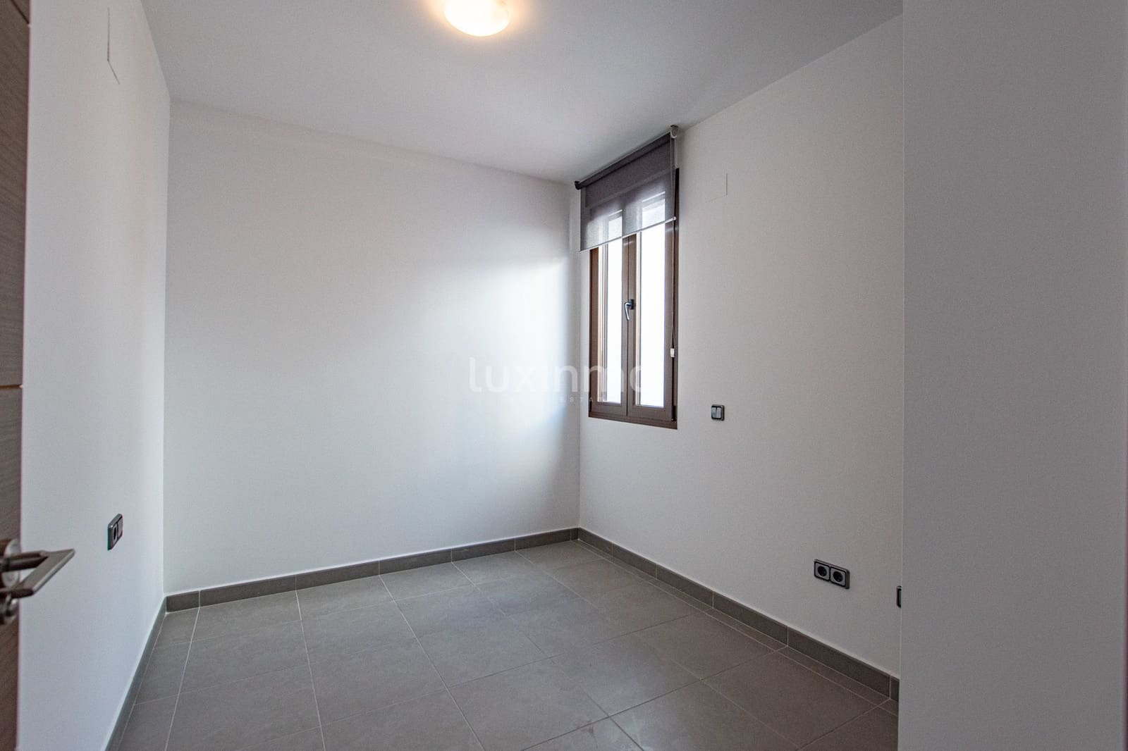 Villa/Maison de 3 chambres à louer à Benissa avec piscine garage - 3 000 € (Ref: 9471527)