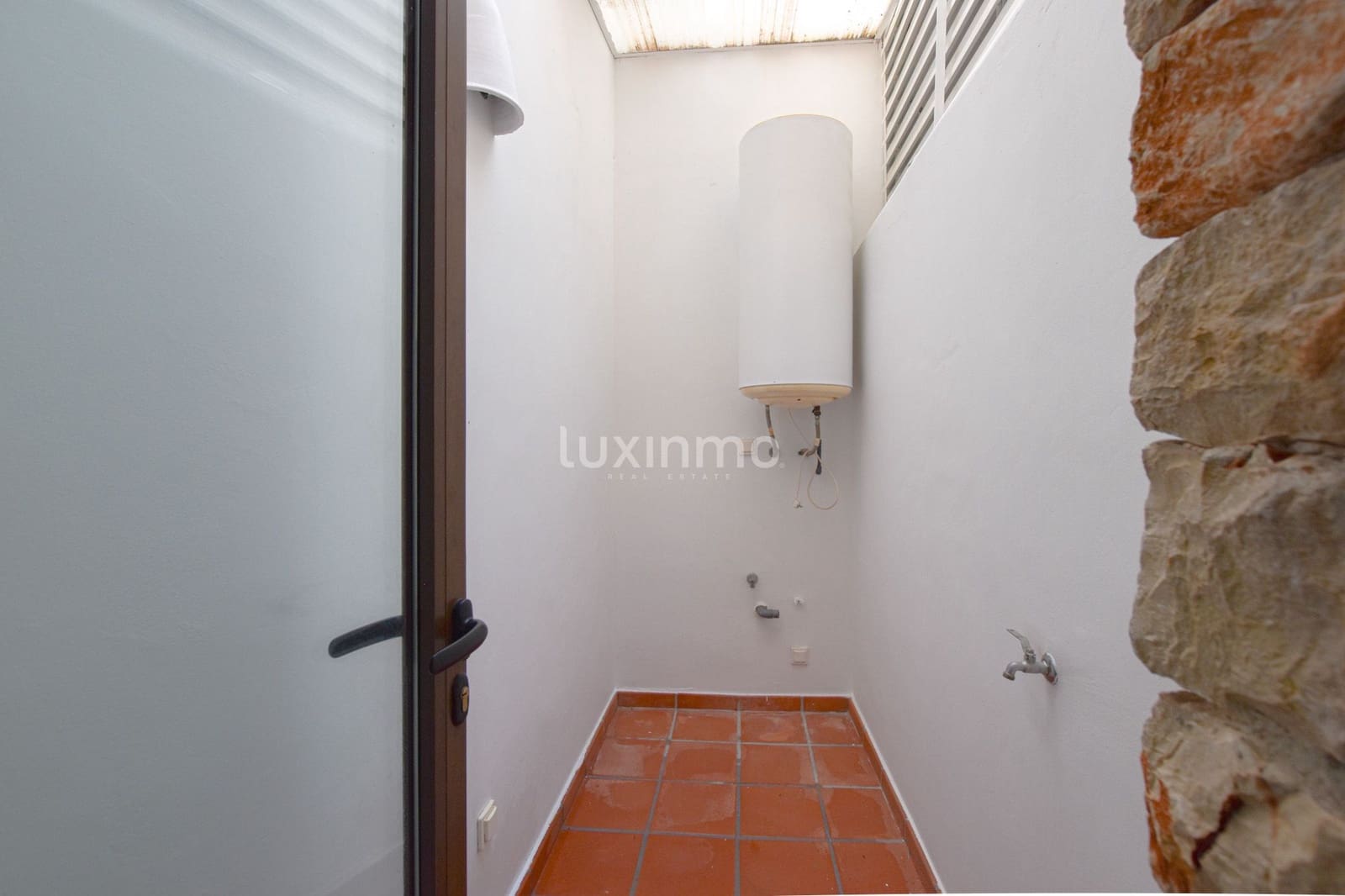 Villa/Maison de 3 chambres à louer à Benissa avec piscine garage - 3 000 € (Ref: 9471527)