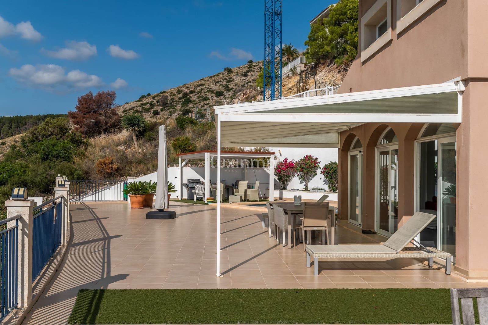3 sovrum Villa till salu i Altea med pool garage - 775 000 € (Ref: 9471947)