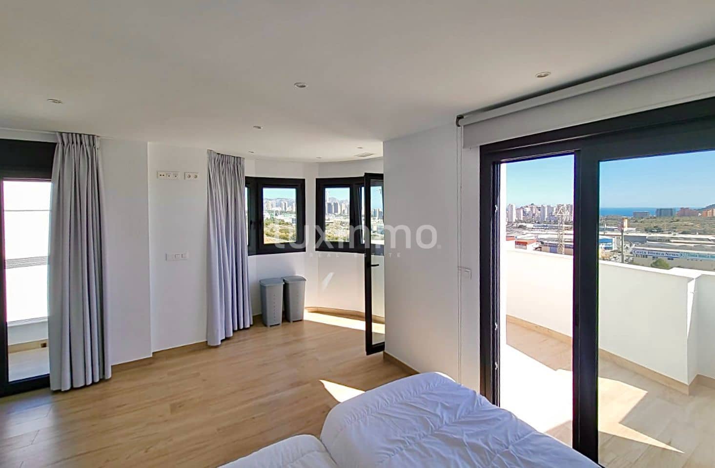 2 soverom Villa til salgs i Finestrat med svømmebasseng garasje - € 420 000 (Ref: 9471957)