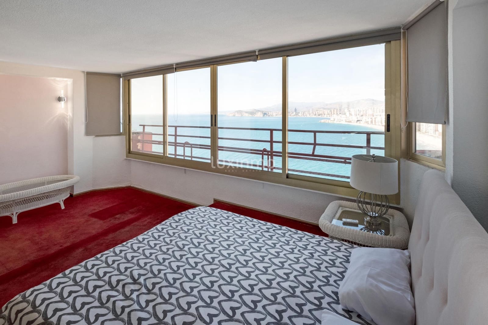 4 sovrum Lägenhet till salu i Benidorm med pool garage - 799 000 € (Ref: 9471970)