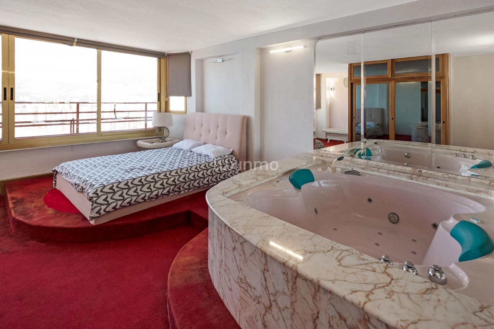 4 sovrum Lägenhet till salu i Benidorm med pool garage - 799 000 € (Ref: 9471970)