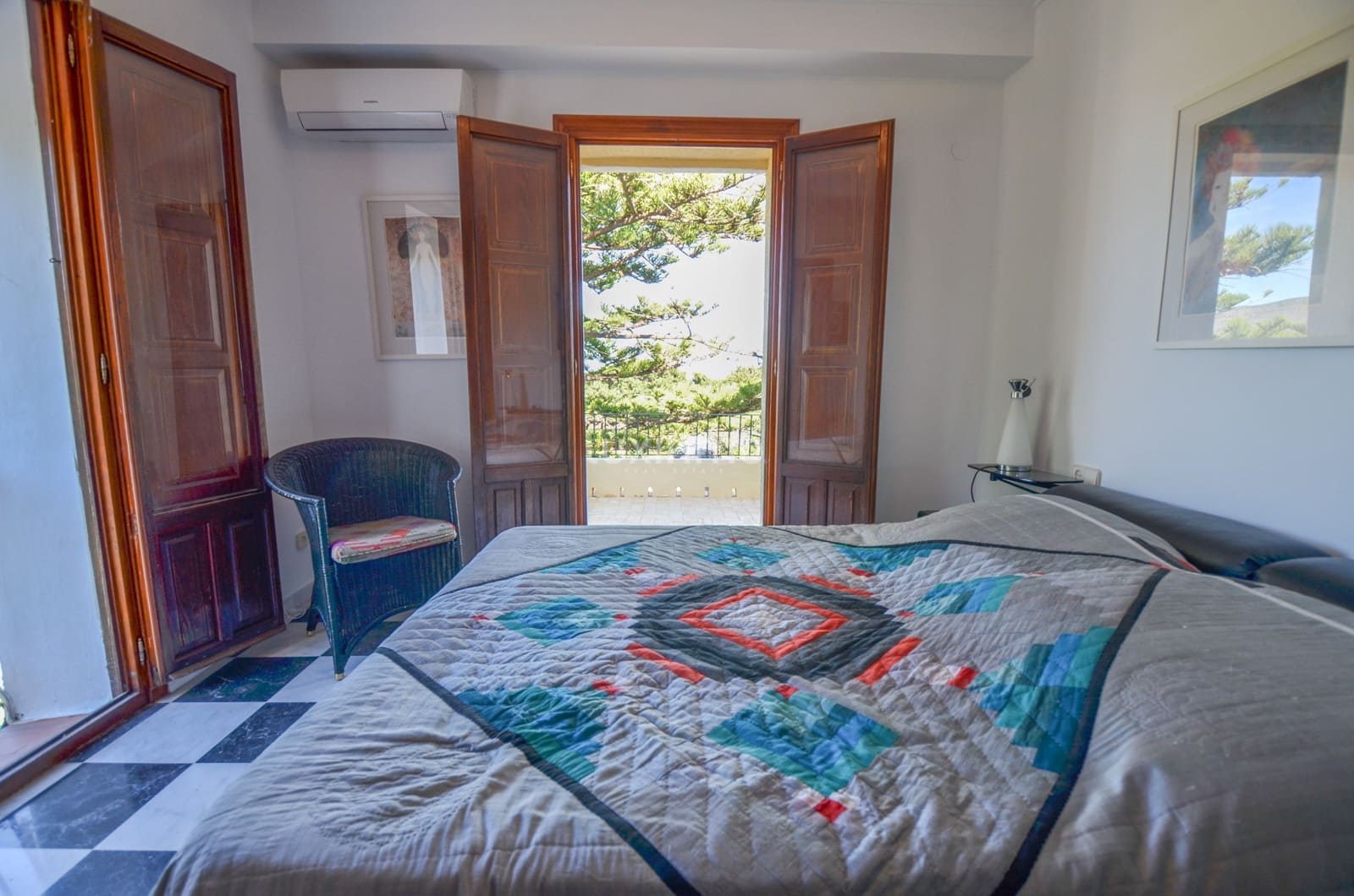 7 Zimmer Villa zu verkaufen in Pego mit Pool Garage - 995.000 € (Ref: 9471976)