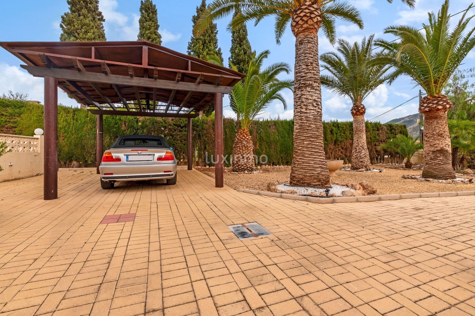 3 bedroom Villa for sale in Alfaz del Pi / L'Alfas del Pi with pool - € 565,000 (Ref: 9471979)