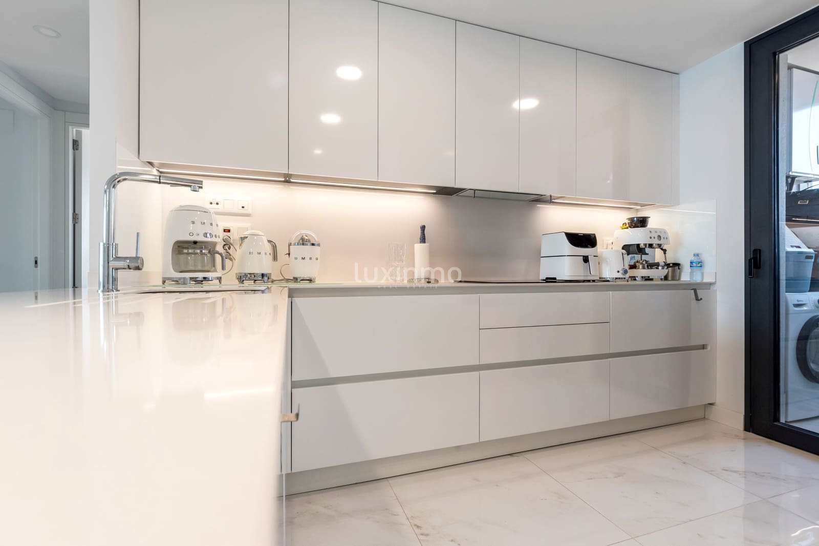 3 chambre Appartement à vendre à Benidorm avec piscine garage - 789 000 € (Ref: 9474645)