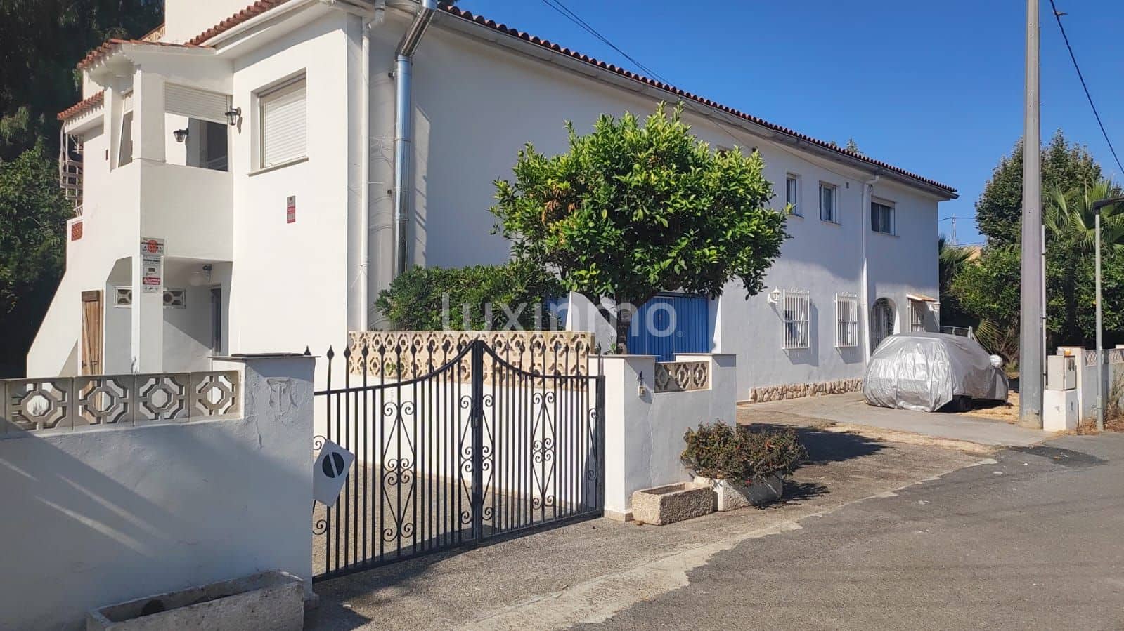 3 bedroom Villa for sale in Alfaz del Pi / L'Alfas del Pi with garage - € 525,000 (Ref: 9475075)