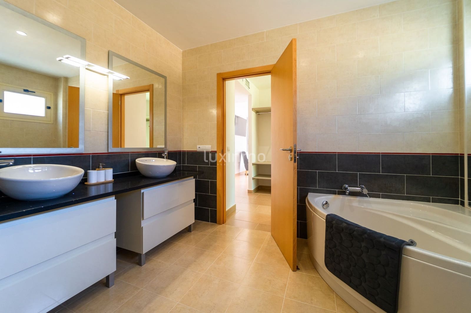 6 chambre Villa/Maison à vendre à Calpe / Calp avec piscine garage - 1 000 000 € (Ref: 9475081)