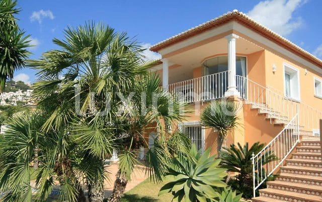 4 bedroom Villa for sale in Moraira with pool garage - € 965,000 (Ref: 9475094)