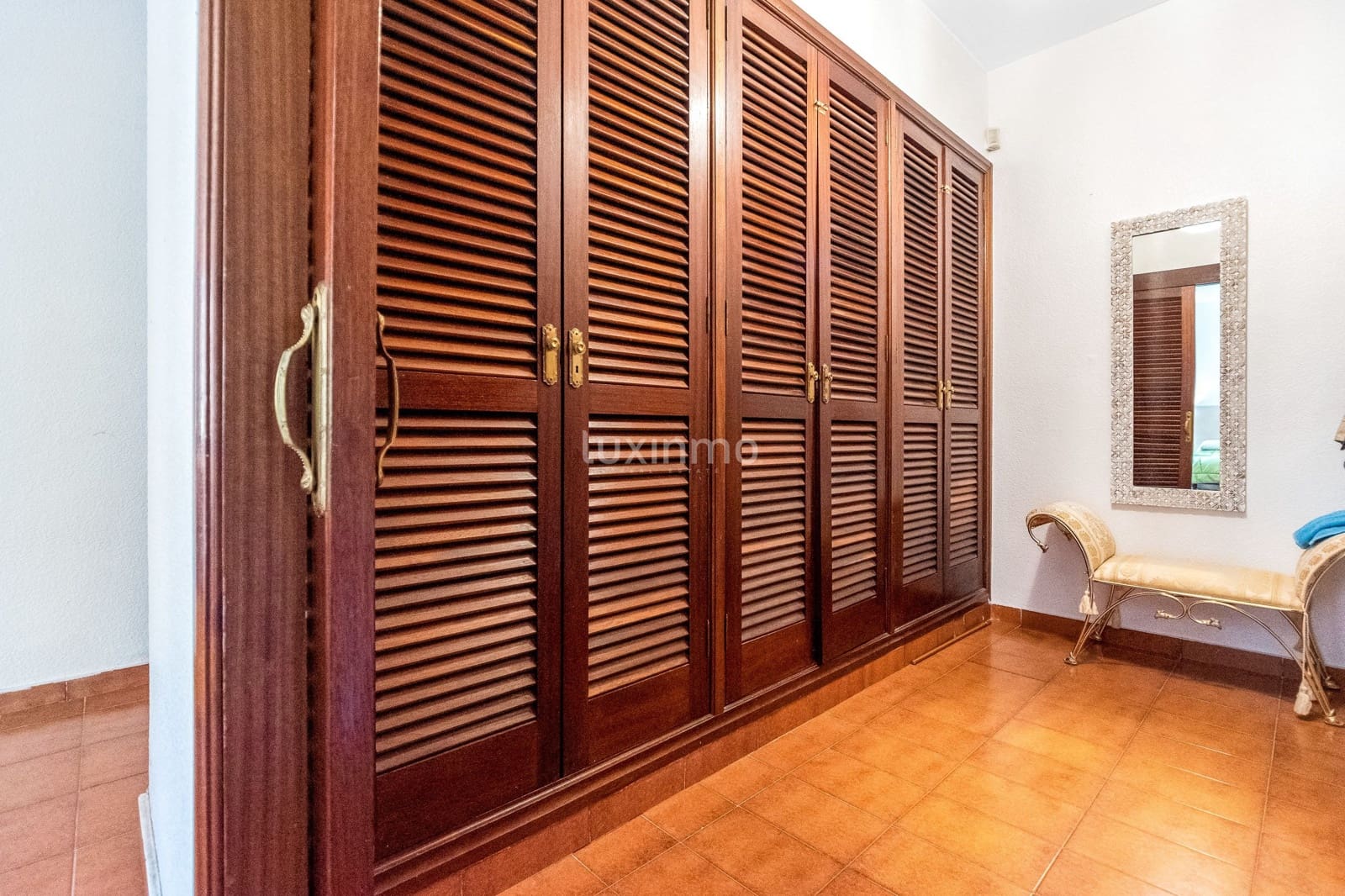 4 bedroom Villa for sale in La Nucia with pool garage - € 995,000 (Ref: 9475834)