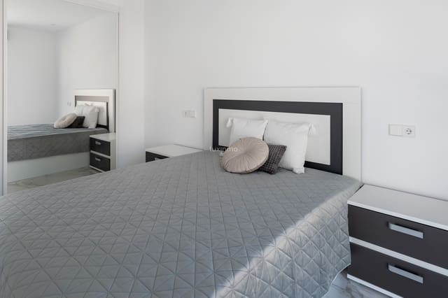 4 Zimmer Villa zu verkaufen in Finestrat mit Pool Garage - 920.000 € (Ref: 9475843)