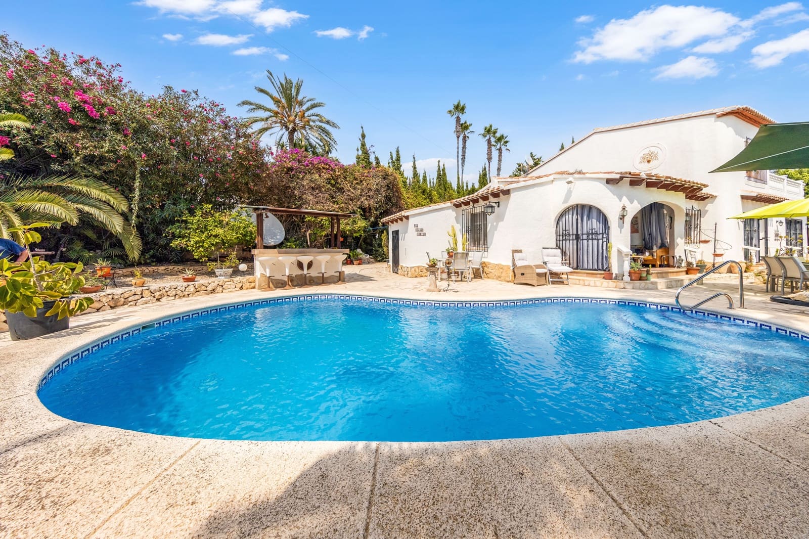 4 Zimmer Villa zu verkaufen in Moraira mit Pool Garage - 895.000 € (Ref: 9475848)