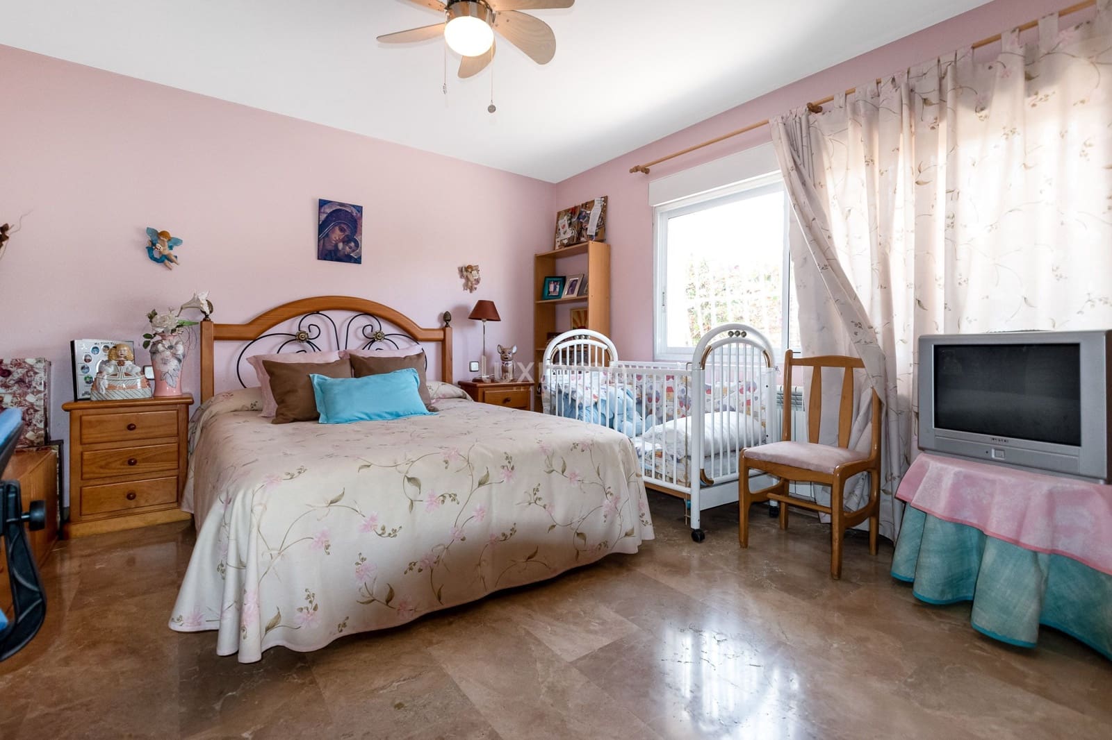 5 soveværelse Villa til salg i Alfaz del Pi / L'Alfas del Pi med swimmingpool garage - € 650.000 (Ref: 9475855)