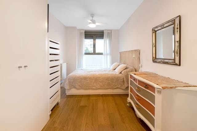 3 camera da letto Appartamento in vendita in Alicante città con piscina - 670.000 € (Rif: 9475859)